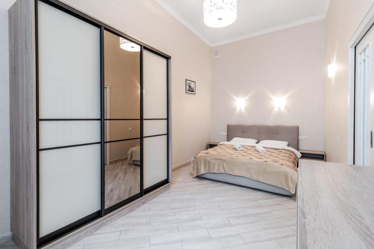 Nikolaj Kopernikus Apartment Lviv Exterior foto